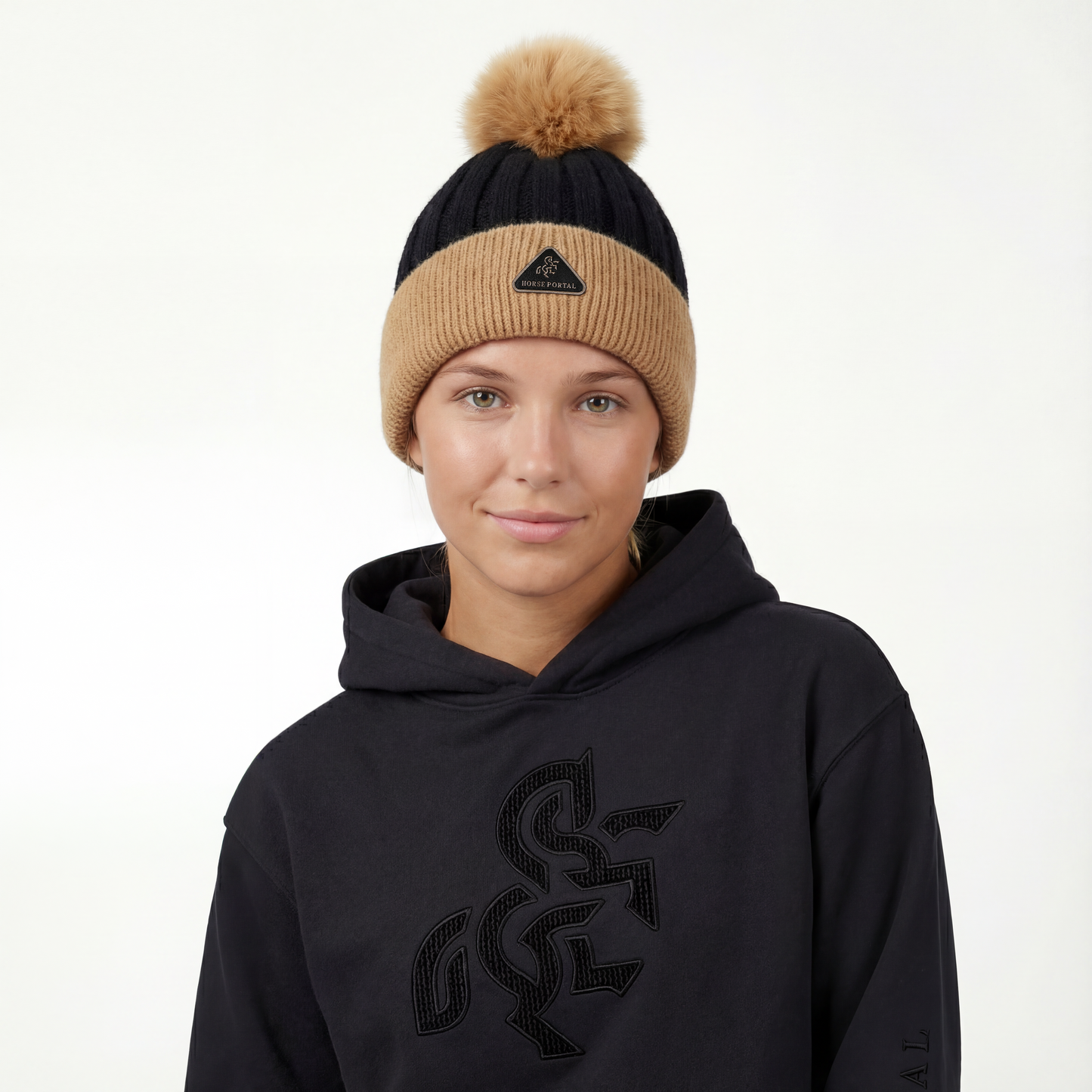 Women's Elegant Beanie Black