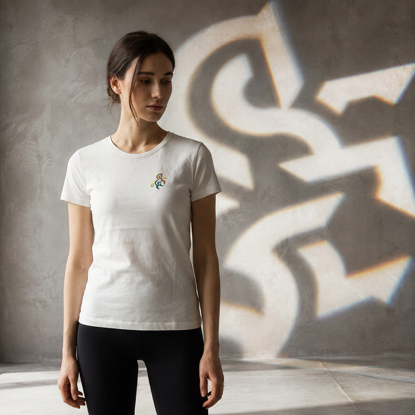 Women's T-Shirt Color logo